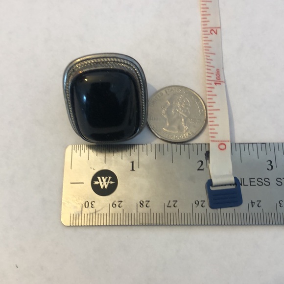 Black ring - Picture 7 of 8